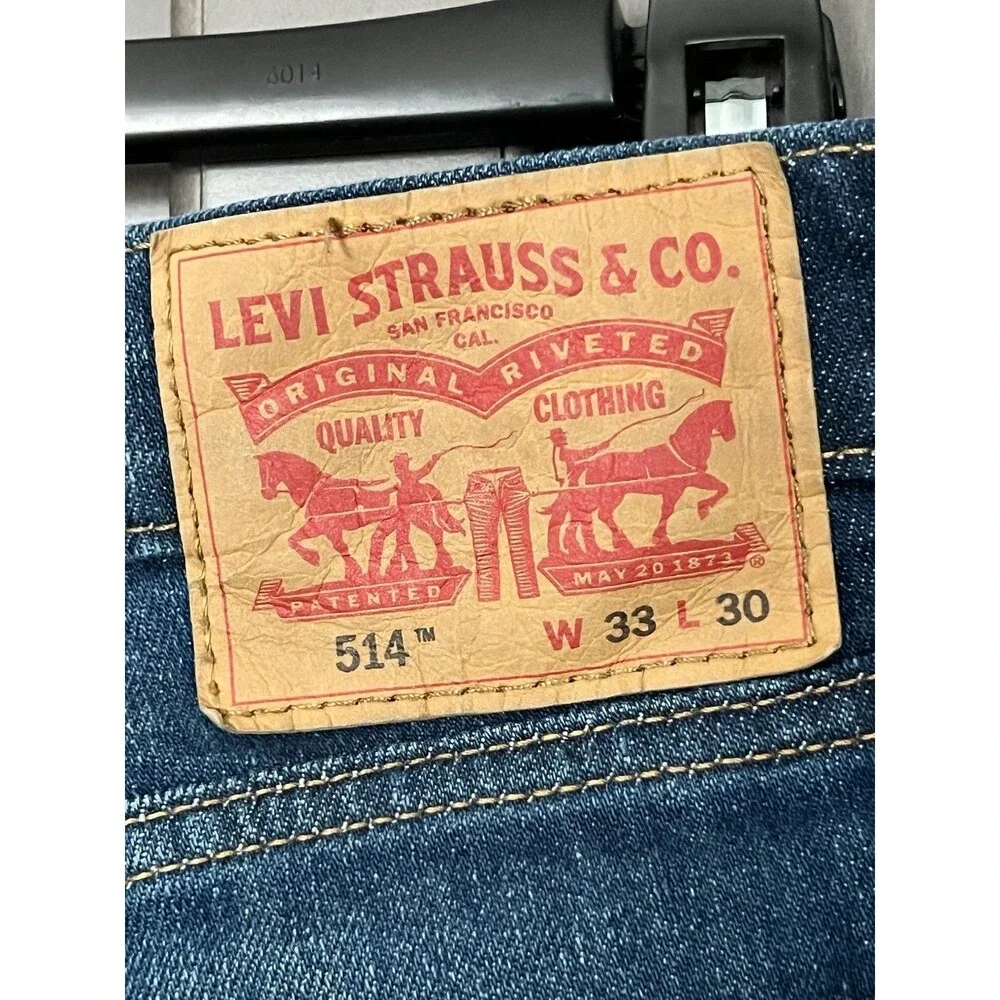 Levi’s 514 Straight Fit Medium Wash Blue Denim Jeans Men’s 33x30